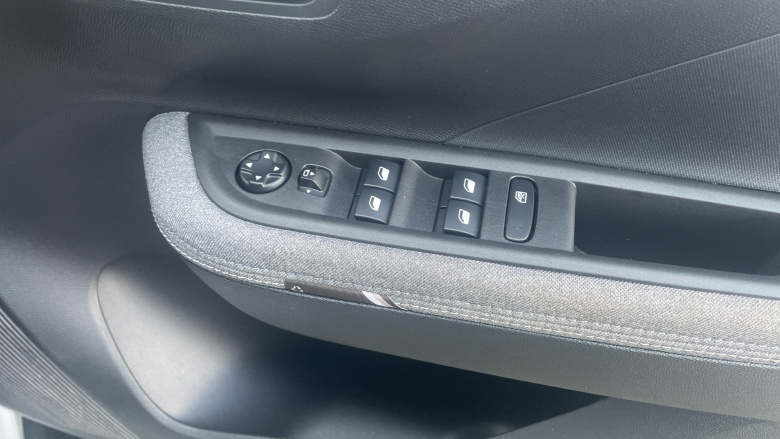 Vauxhall Frontera 83kW GS 44kWh 5dr Auto Electric Estate